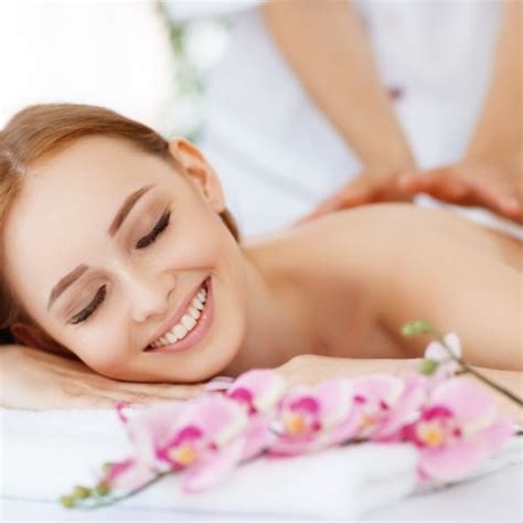 Relaxing Massage London Holistictreats London Natural Therapies