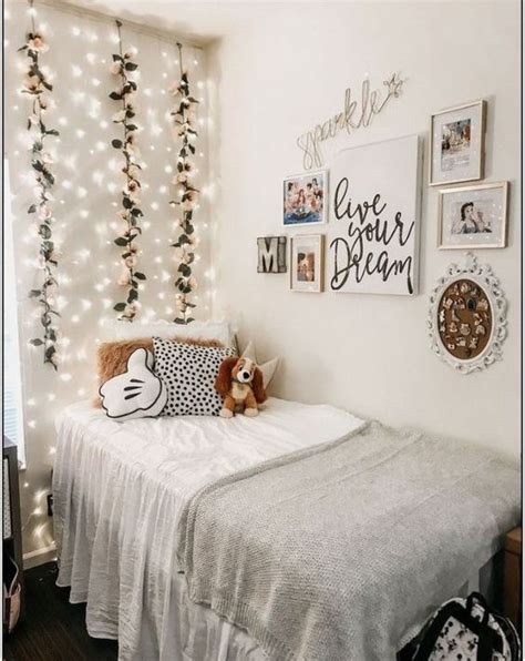 How To Add Modern Into Your Dorm Room Society19 Cozy Room Decor Teen Room Decor Room Ideas