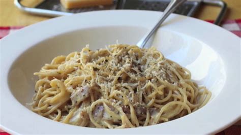 Served this on top of garlic mashed potatoes as recommended by chef john. Food Wishes Recipes - Spaghetti alla Carbonara Recipe - Pasta Carbonara - Recipe Flow