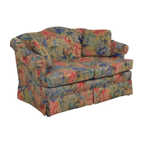 75 Off Broyhill Furniture Broyhill Floral Upholstered Loveseat Sofas