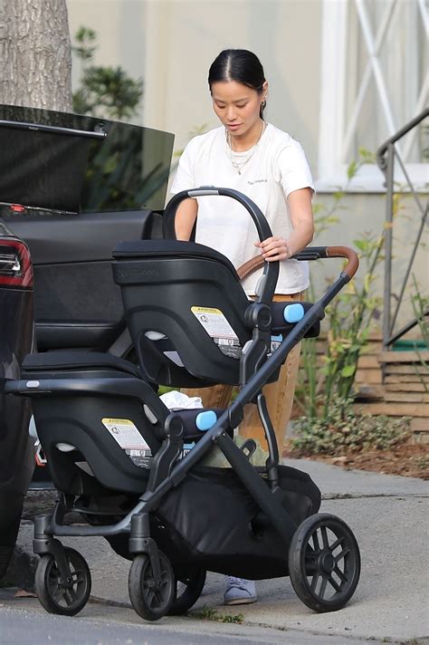 Jamie Chung With Her Babies At Griffith Park In Los Angeles 02232022