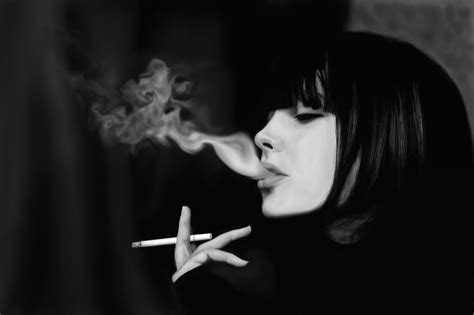 Smoking Girl фото в формате Jpeg фотки для всех в интернете