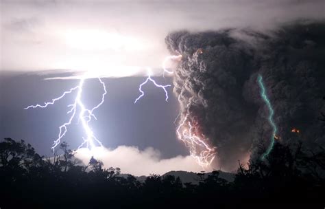 Lightning Storm Generated By Chilean Volcano Images Universe Today