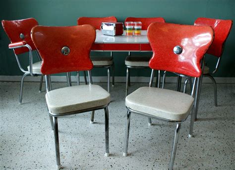 All of our retro diner chairs are commercial grade quality and come in a compliment your retro diner chairs with our retro diner stools and diner booths to finish the look! Vintage 1950s Red Kitchen Diner Table set by TheModernHistoric