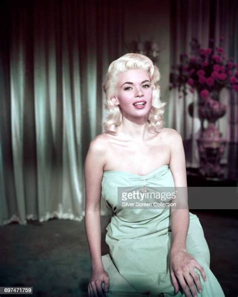 jayne mansfield posing photos and premium high res pictures getty images