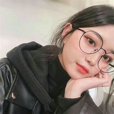 Korean Ulzzang Ulzzang Girl Korean Girl Asian Girl Glasses Trends Aaliyah Style Ulzzang