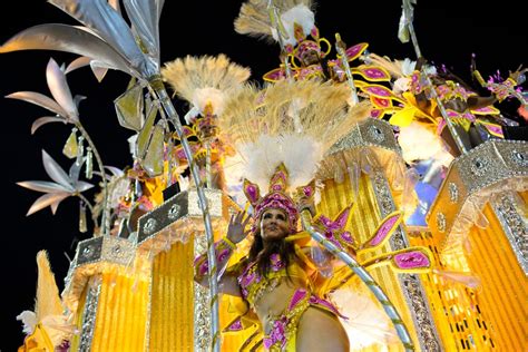 Rio De Janeiros Carnival Costumes Popsugar Latina Photo 23