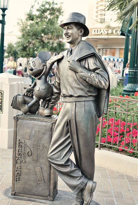 Walt And Mickey Statue At California Adventures Disney Disneyland