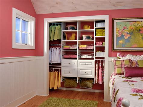 Wondering how to organize your closet? Tips for Organizing a Small Reach-in Closet | HGTV's ...