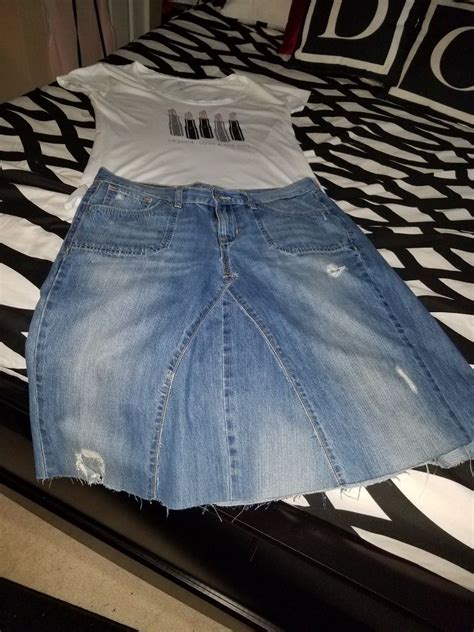 turned a pair of jeans into a skirt denim skirt skirts diy sewing projects