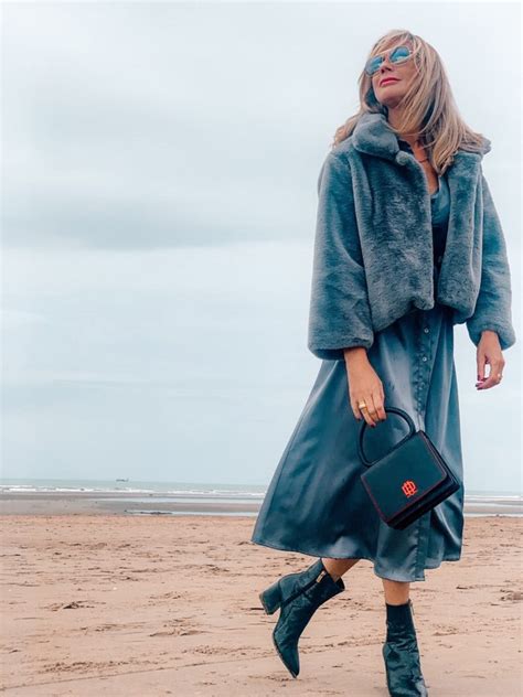 ode aan de belgische mode 4 influencers tonen hun ‘outfit of the day en onthullen hun