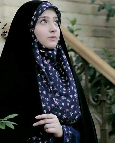 Pin By Ibn Insaan On Jilbeb Iranian Women Fashion Muslim Women