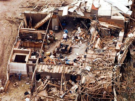 Photos Deadly Tornadoes Ripped Through Central Texas 22 Years Ago