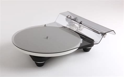 Rega Unveils Planar 10 Audiophile Turntable