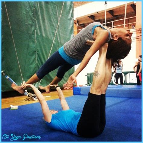 No experience is needed for this partner yoga collection. Yoga poses 2 person easy - http://allyogapositions.com ...