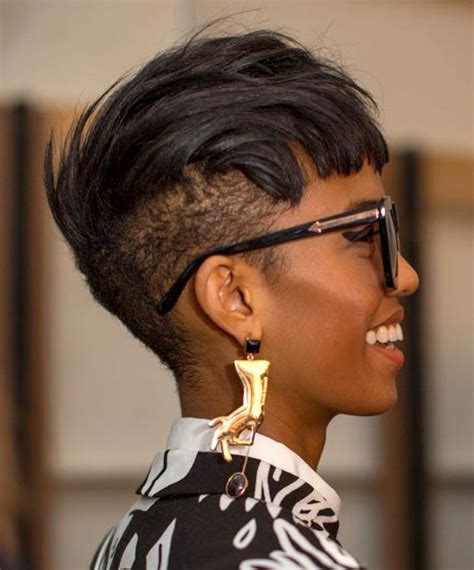 There is one thing all women should keep in mind before choosing mohawk. 37+ Trendy Short Hairstyles For Black Women - Sensod