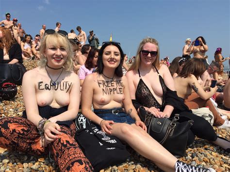 Hundreds Of Men And Woman Join Free The Nipple Rally Calling For Bare