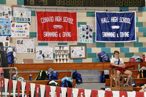 Hall Girls Beat Conard Clinch Ccc West Swimming And Diving Championship We Ha West Hartford