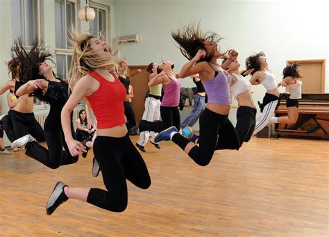 Fitness Dance1 Oana Miruna StÎngĂ