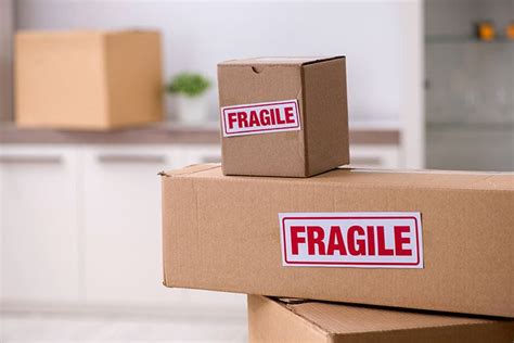 5 Tips For Packing Fragile Items For Moving And Storage Careful