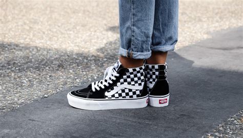 We did not find results for: How To Lace Popular Vans Sneakers (Sk8-Hi) - Shoes and Sneakers