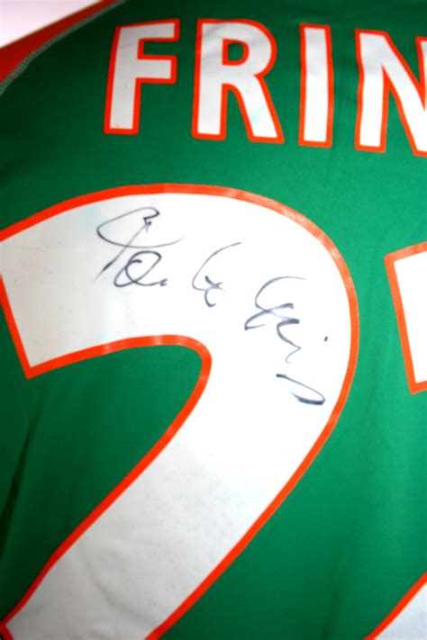 News, die nächsten spiele und die letzten begegnungen von sv werder bremen sowie die zuletzt eingesetzen spieler. Kappa SV Werder Bremen Trikot 22 Thorsten Frings 2005/06 ...