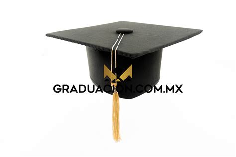 Renta De Togas Y Birretes Graduaciones Mémx