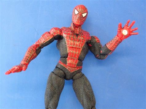Magnetic Spider Man 2 Figure By Toy Biz 2004 Marvel Comics Loose Series