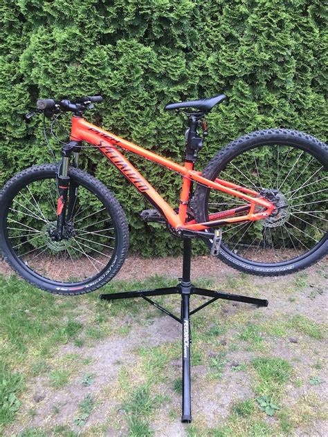 2017 Specialized Pitch Sport 275 Beginner Hardtail For Sale