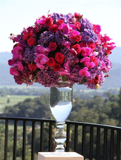 Red and grey outdoor wedding in alabama. 10 Steal-Worthy Flower Arrangements For Your Wedding ...