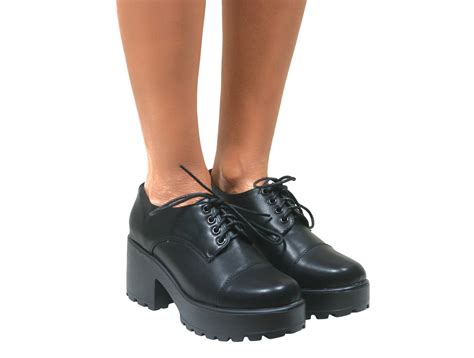 Ladies Girls Chunky Cleated Sole Platform Lace Up School Shoes Brogues