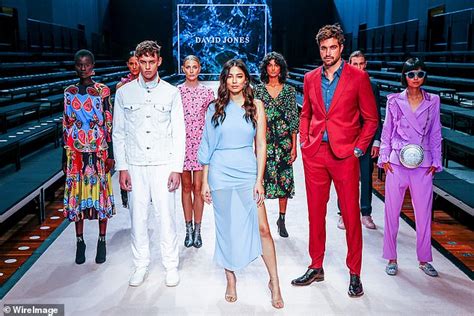 Jessica Gomes Looks Spectacular As She Struts Down The Runway In A Baby