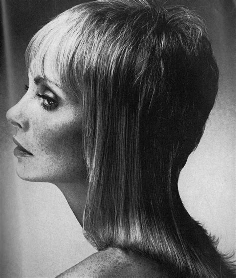 Https://wstravely.com/hairstyle/1970s Feather Cut Hairstyle