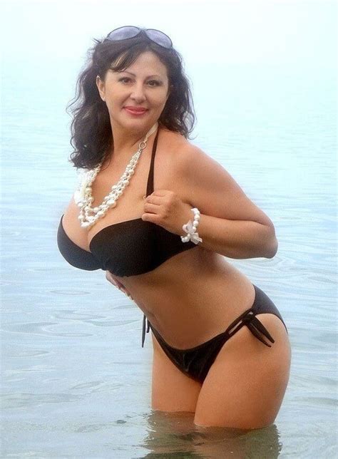 Русские женщины за 40 в купальниках 97 фото