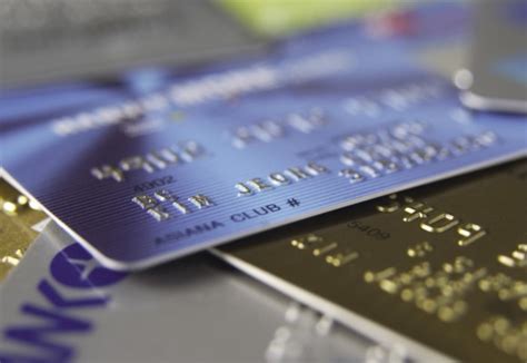 What's really in it for them? Credit Card Issuers Entering Overseas Remittance Service Market - Businesskorea