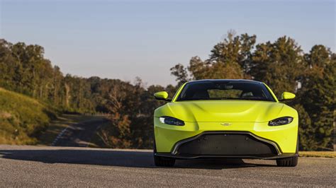 2018 Aston Martin Vantage 4k Wallpaper Hd Car Wallpapers Id 9145