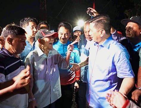 20 taman chi liung 22 24 26 and 28 lintang menalu 41200 klang. Still a man of the people | The Star