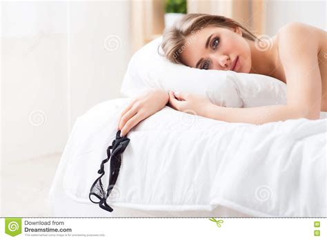 Teen Girl Undressing On Bed Hot Girl Hd Wallpaper