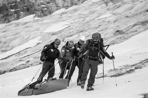 Climber Finds Body Of Missing Mountaineer 30 Years On
