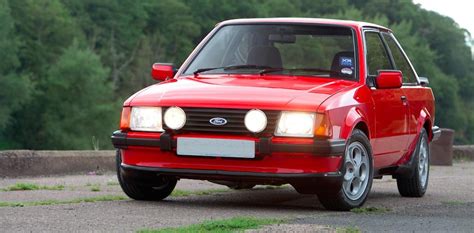 Der xr3 stand beim ford escort mk. Ford Escort XR3 - specs, photos, videos and more on ...
