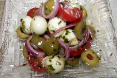 Tomato And Bocconcini Salad Recipe