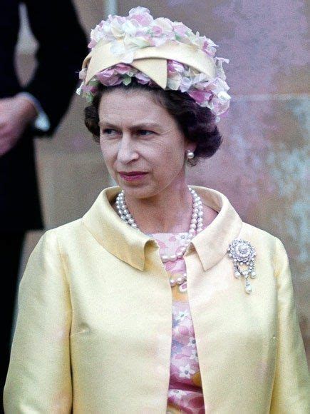 The 60th anniversary of queen elizabeth ii's accession to the british throne marks a major milestone in the remarkable life of a monarch who, though reluctantly thrust into the spotlight at a young age. Awesome young Queen | Young queen elizabeth, Queen ...