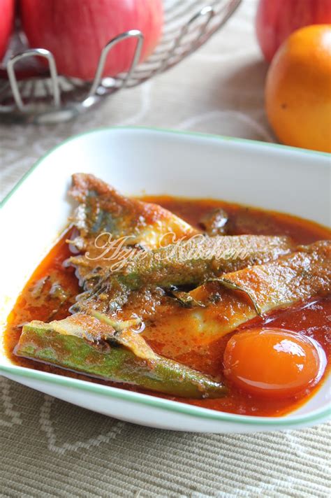 Asam pedas believed comes from minangkabau cuisine of west sumatra. Masak Asam Pedas Ikan Bawal Putih - Azie Kitchen