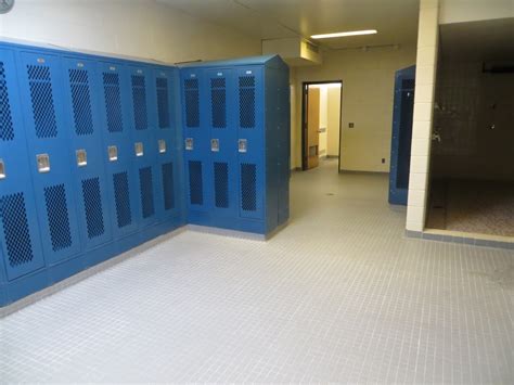 what s happening around ida high school locker room renovation