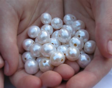 Venghaus Pearls | Large Hole Fresh Water Pearls | Freshwater pearls, Pearls, Large hole pearls