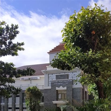 Panggung Sandiwara, Gedung Pertunjukan FBS UNY | UNY COMMUNITY