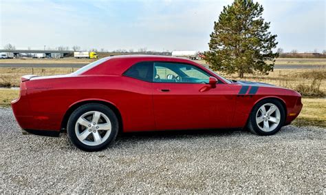 2009 Dodge Challenger Rt Hemi 2 Dr Coupe Inferno Red Luxury Coach