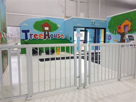 TreeHouse Clubhouse - LONG LIVE OUTDOOR PLAY