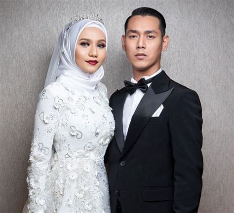 Kepada bakal bakal pengantin yg ingin membuat sewaan. Wow! 7 Pilihan Baju Nikah Lelaki Yang Popular Tahun 2019