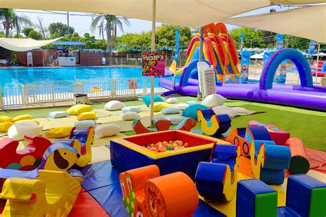 ג'ימבורי לקטנטנים | דקל הפקות - אטרקציות לאירועים